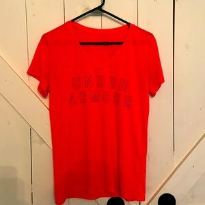 Medium women’s Under Armour shirt